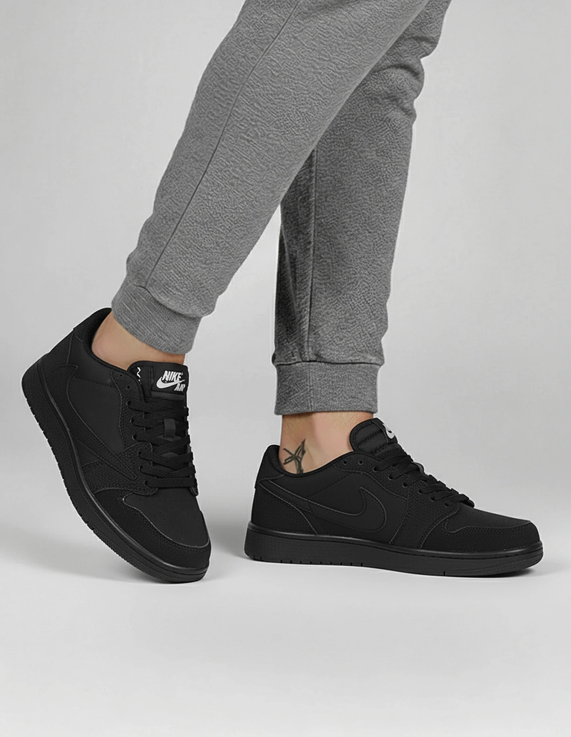 کفش روزانه مردانه نایکی Jordan 1 Low Travis Scott M کفش روزانه مردانه نایکی Jordan 1 Low Travis Scott M