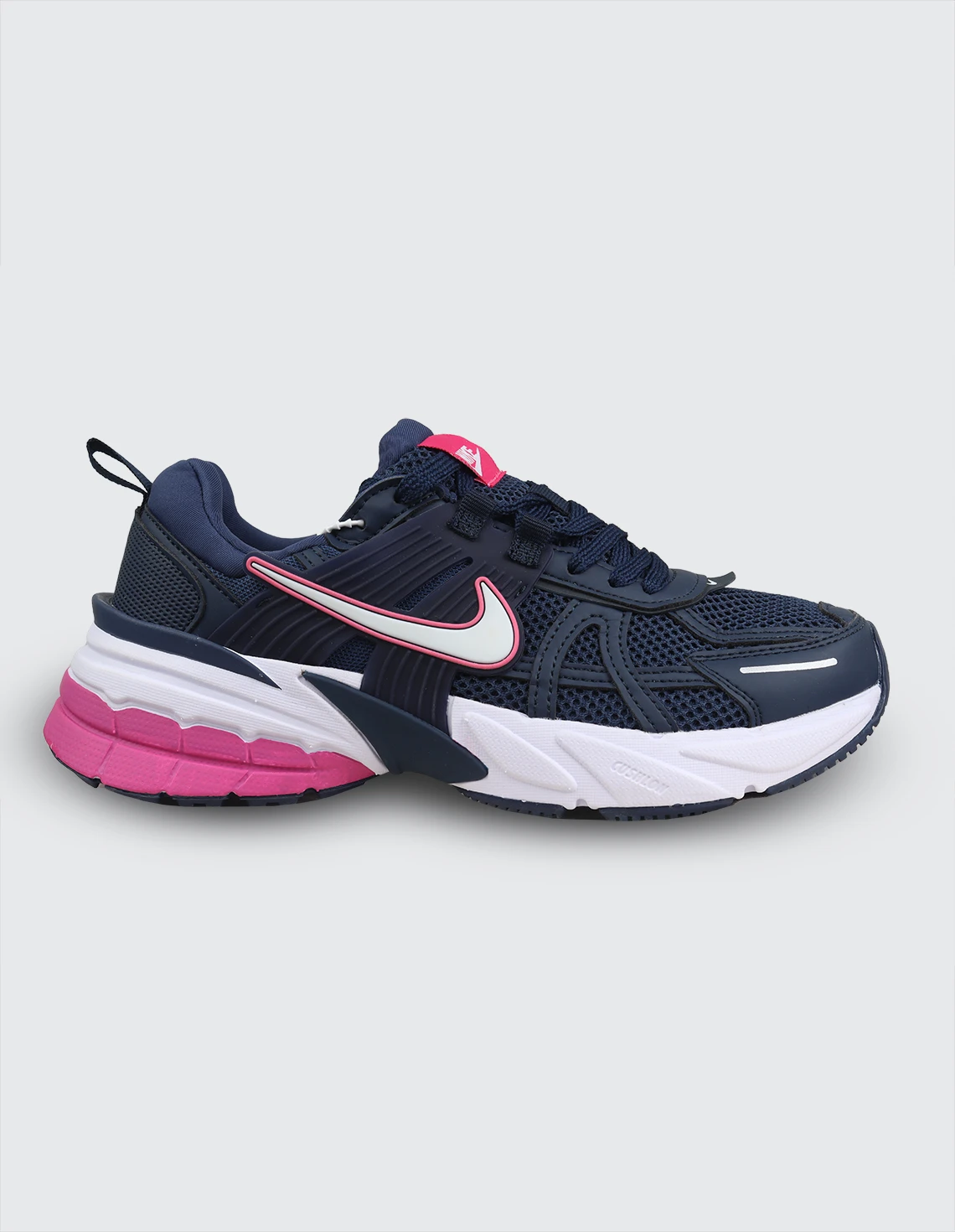 کفش دویدن زنانه نایکی V2K Run W کفش دویدن زنانه نایکی V2K Run W
